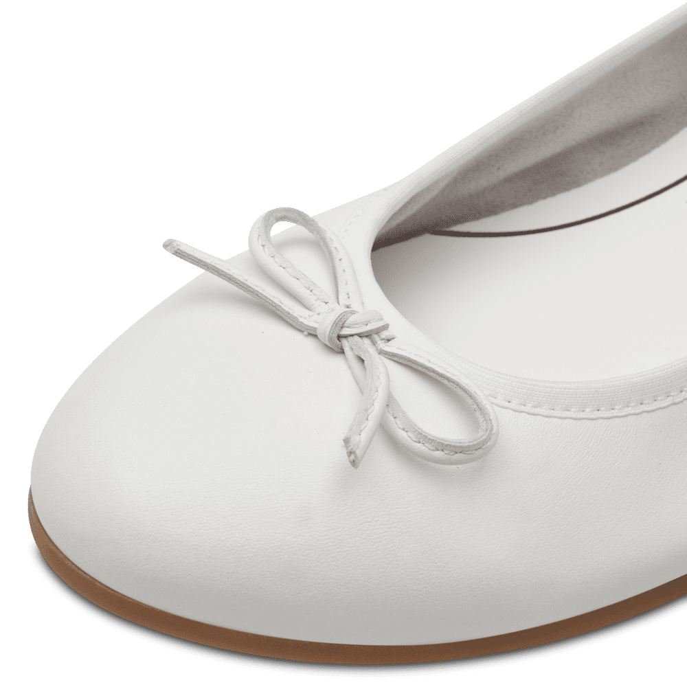 Leather Ballerina - White