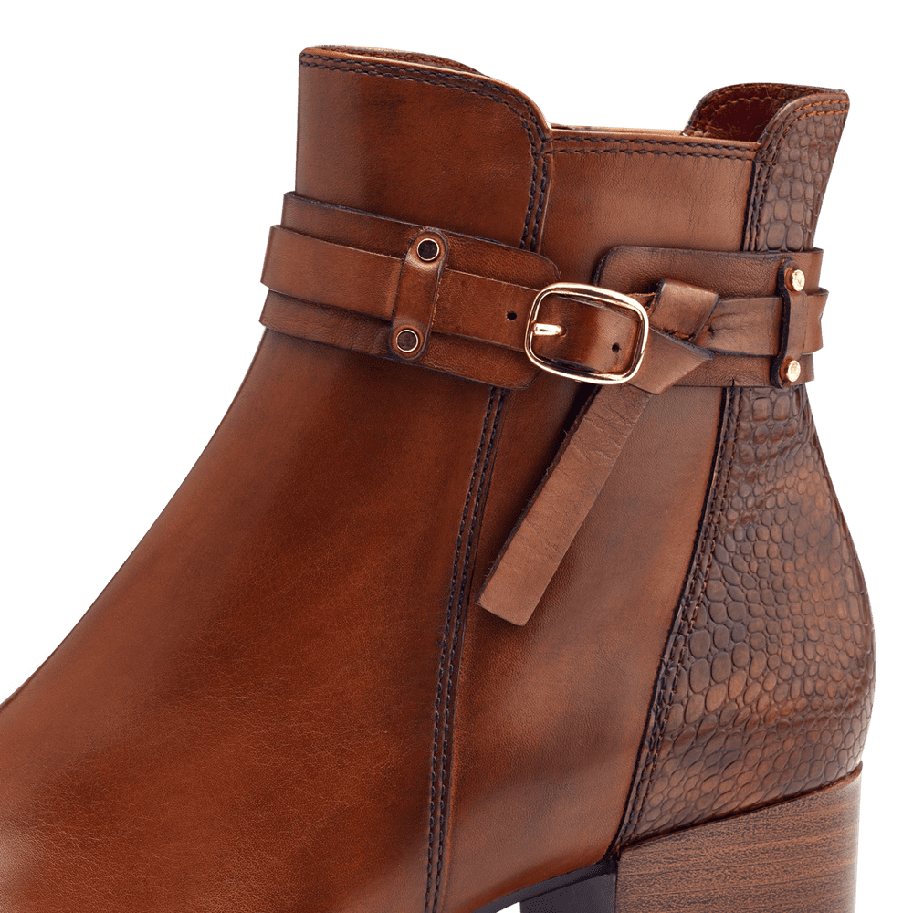 Heeled ankle boots-Cognac