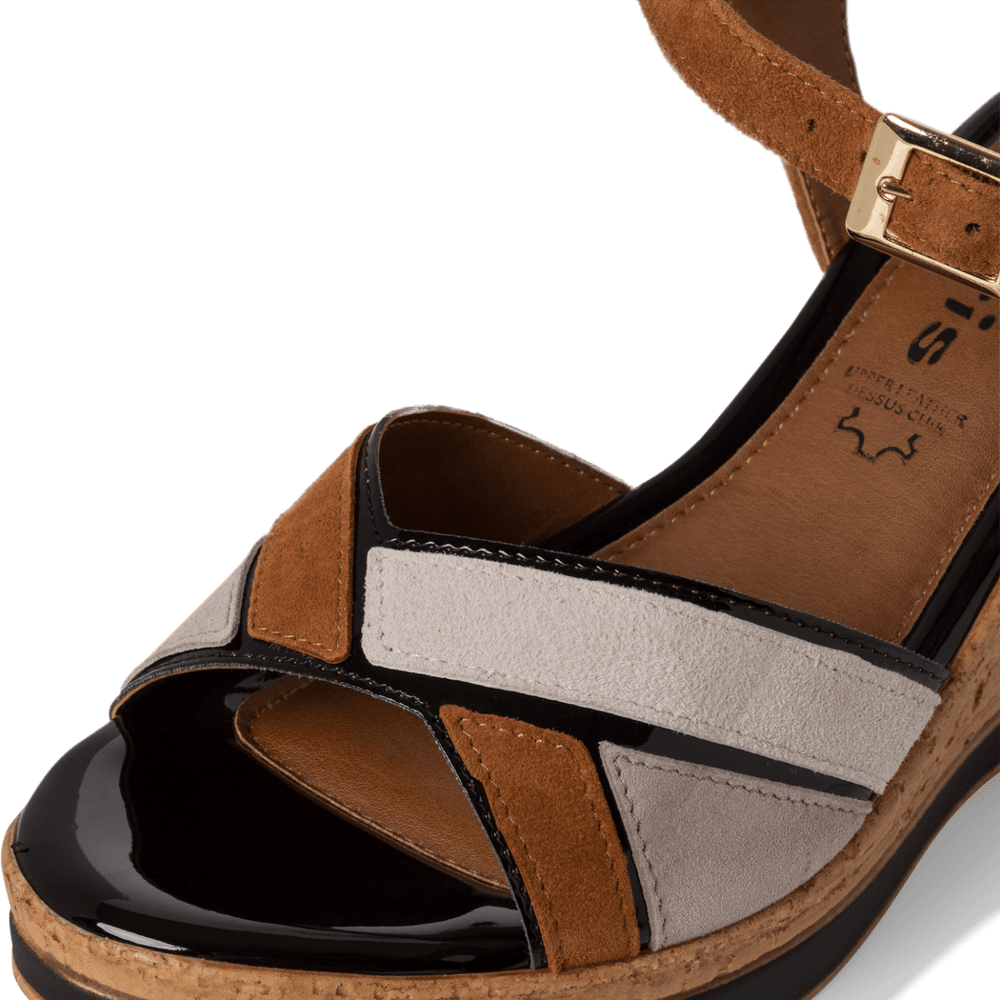 Heeled sandal - brown