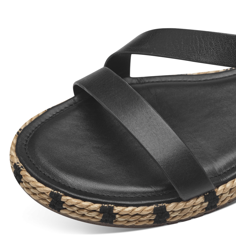 Leather Sandal - black