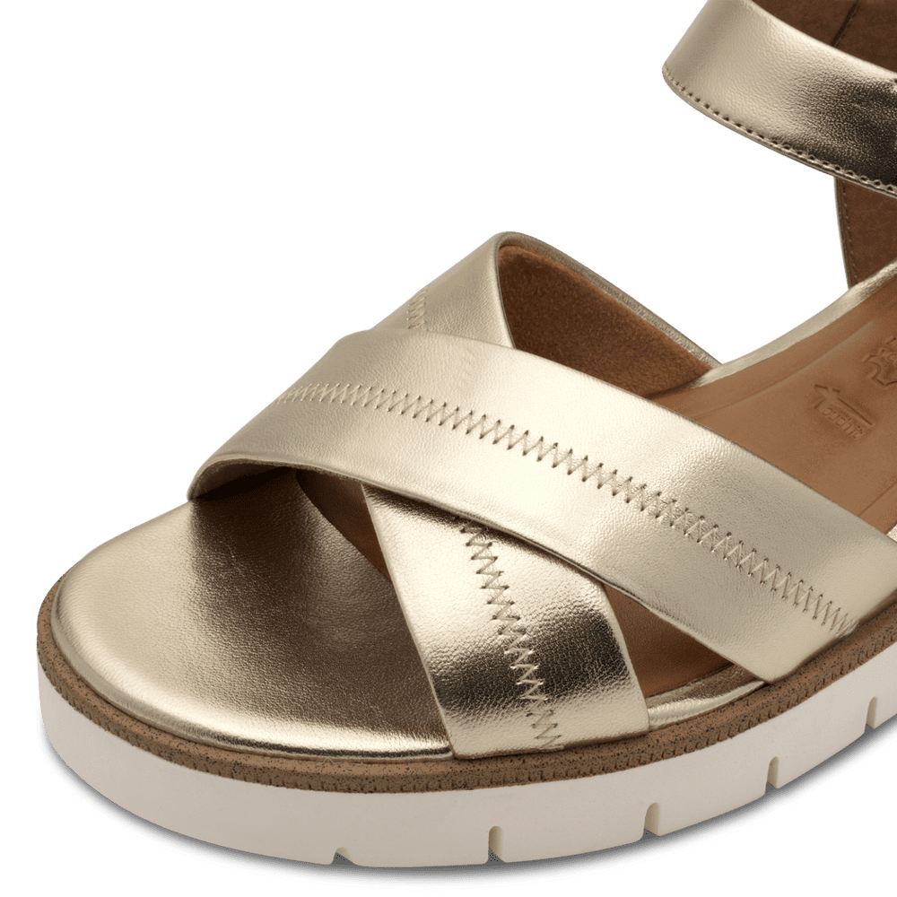 Leather Heeled sandal - Gold